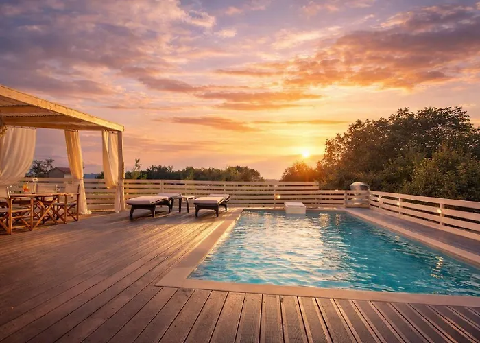 Casa Campanario - Charming Nature With Pool In A Picturesque Village By Mana Gers Вилла *